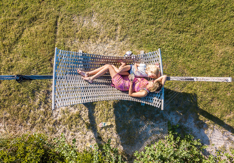 blockade-runner-beach-resort-wrightsville-beach-nc (2) mum and daughter on hammock
